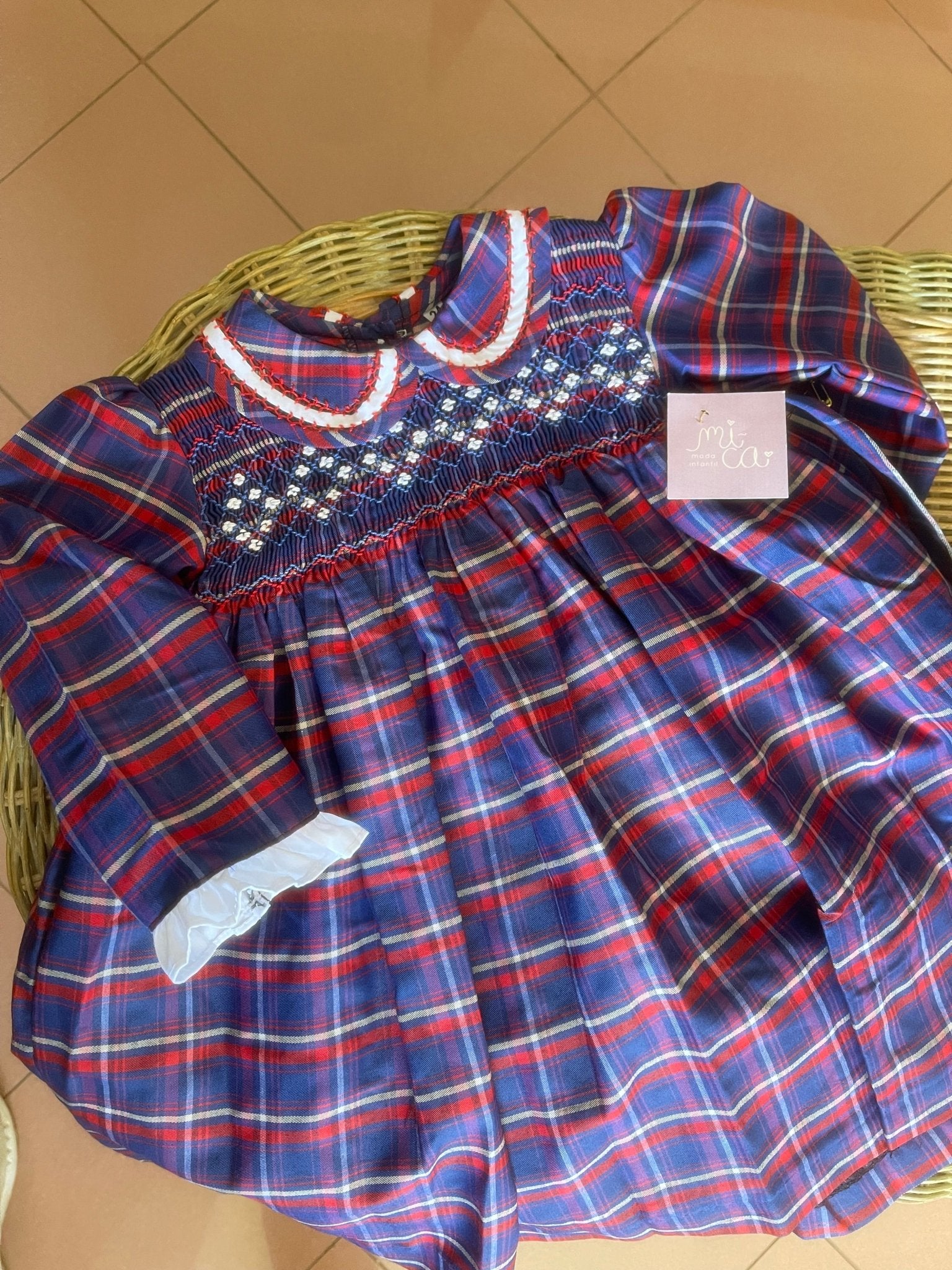 Mercedes - Micamodainfantil